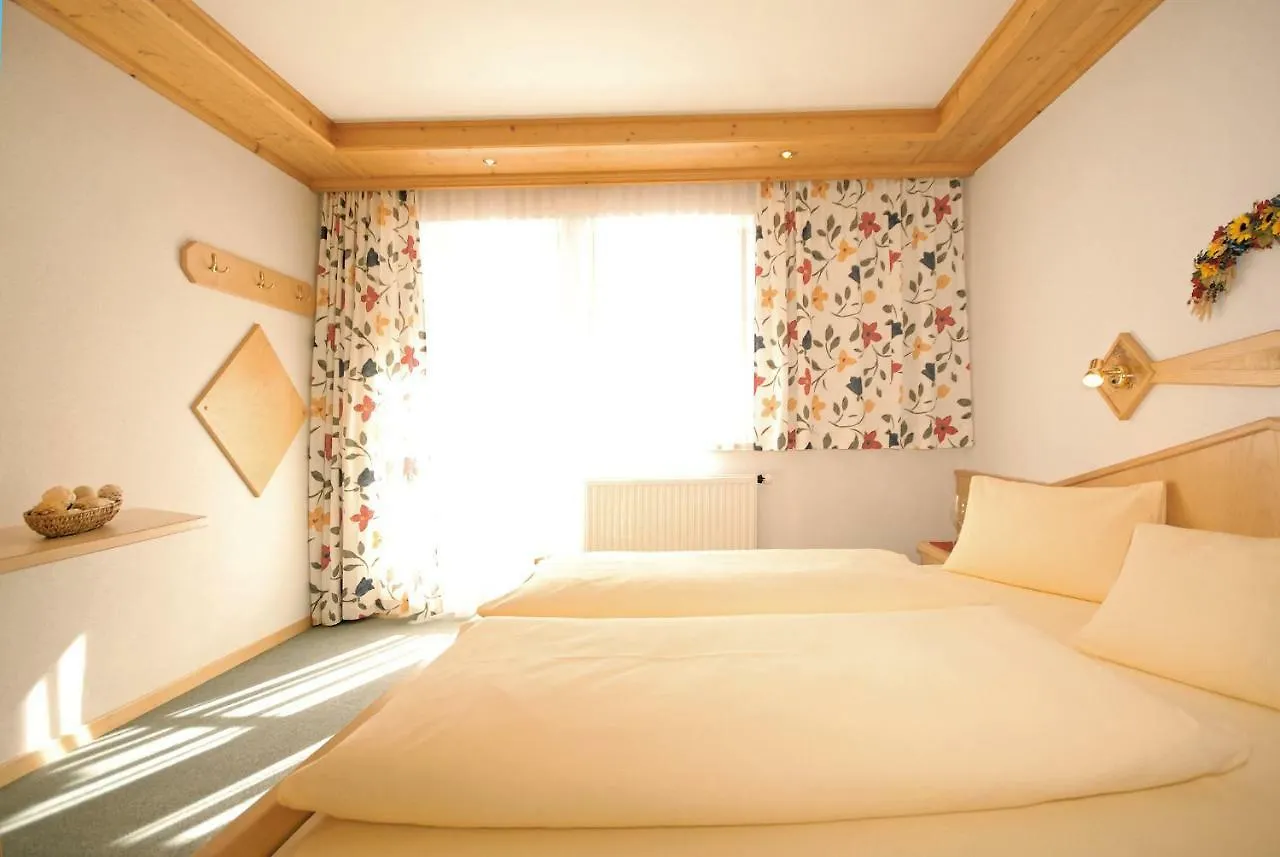 Bed & Breakfast Landhaus Gensbichler Saalbach-Hinterglemm Austria